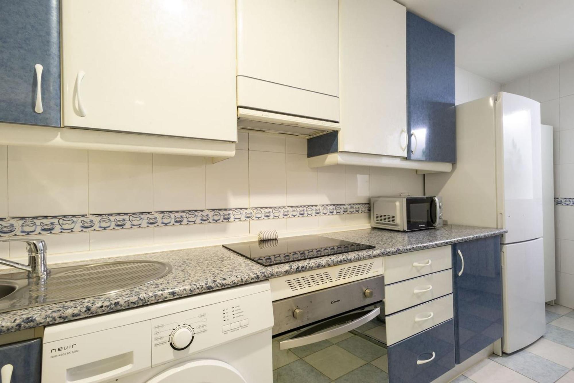 Apartamentos Day Madrid Tribunal Centro Gran Via Sol エクステリア 写真