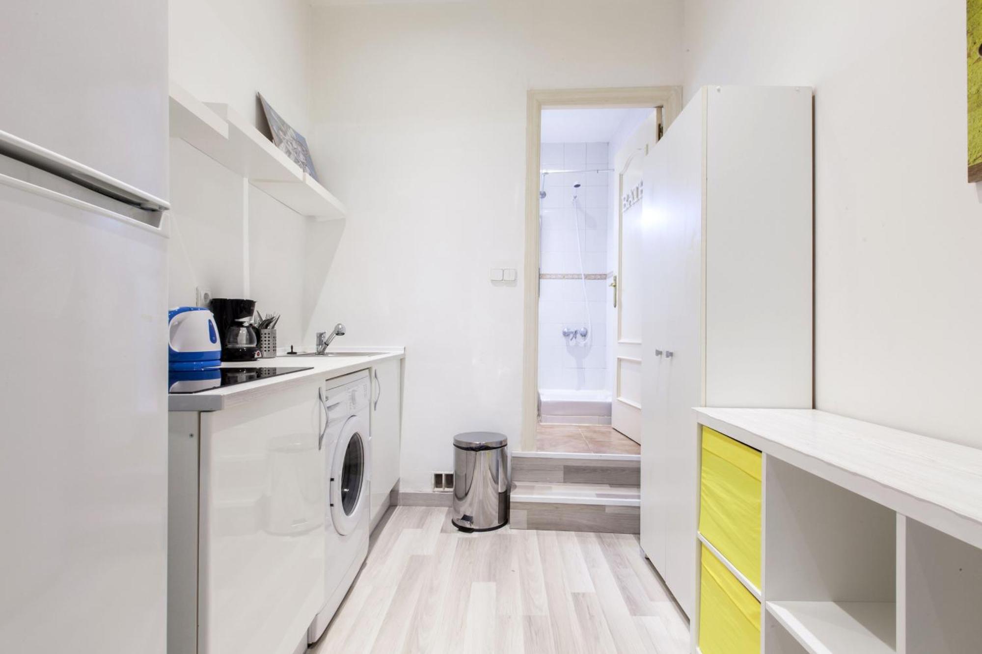 Apartamentos Day Madrid Tribunal Centro Gran Via Sol エクステリア 写真